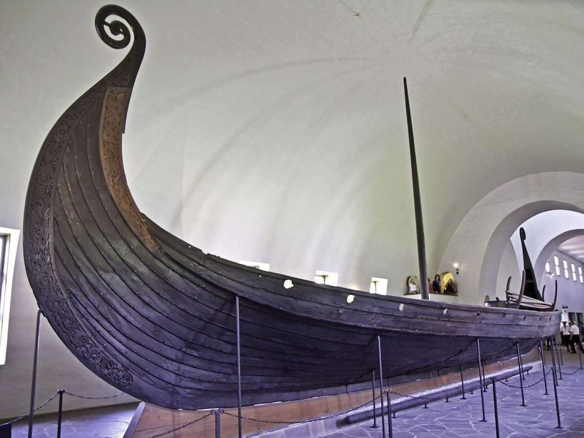 Ладья дракар викингов