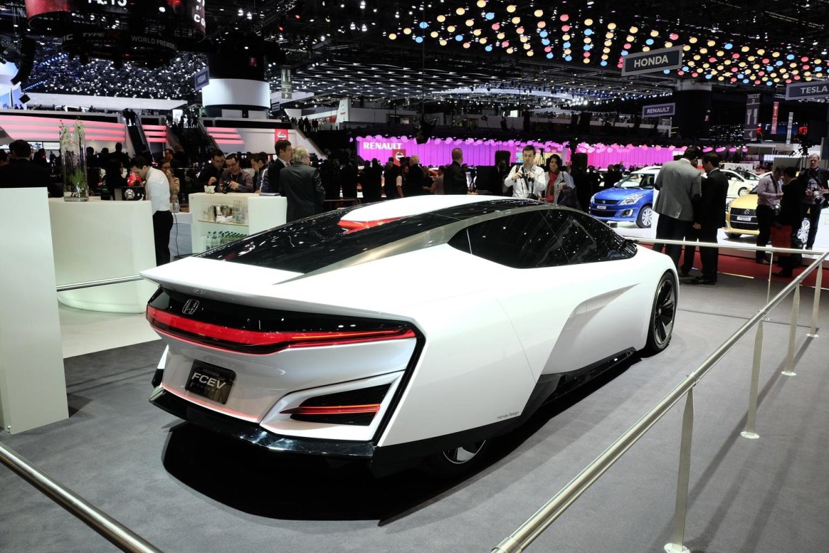 Honda FCEV Concept салон