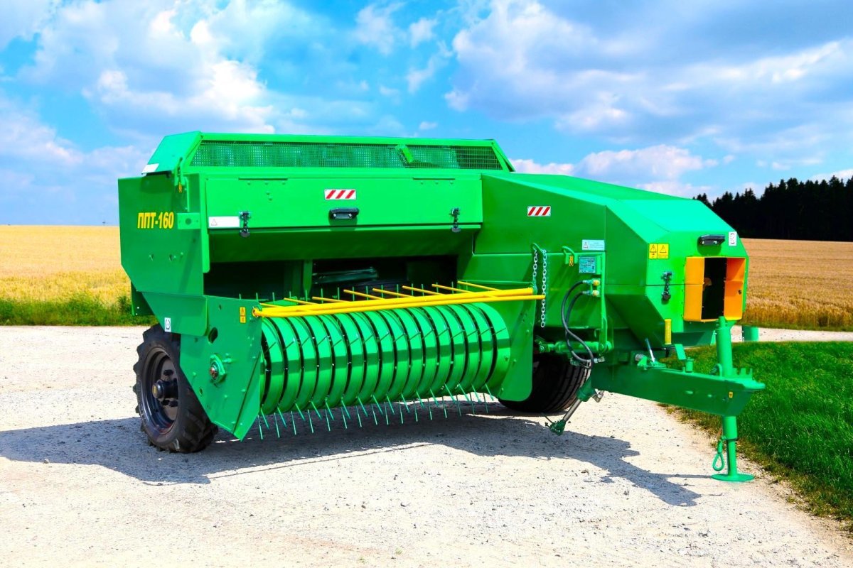 Пт-165 пресс-подборщик тюковый