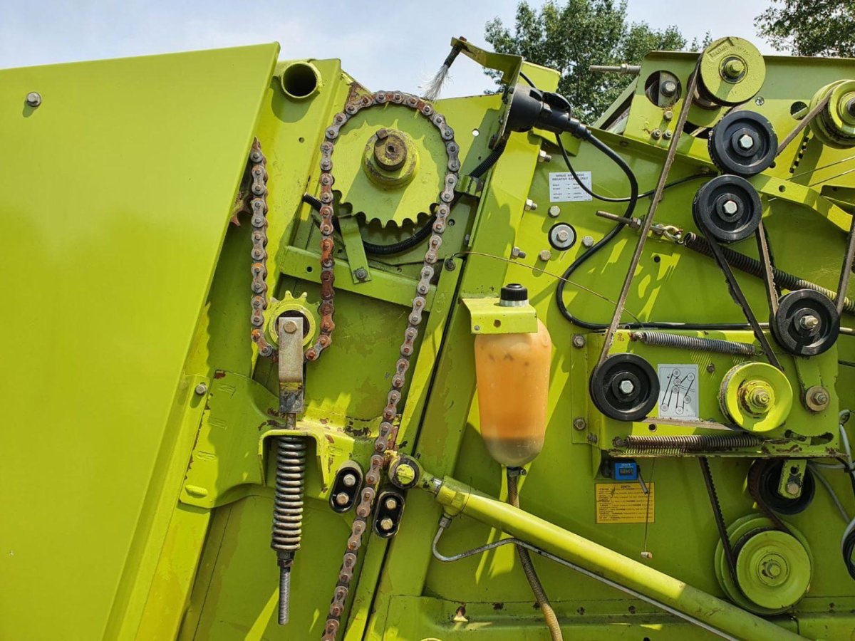 Пресс-подборщик CLAAS Rollant 46