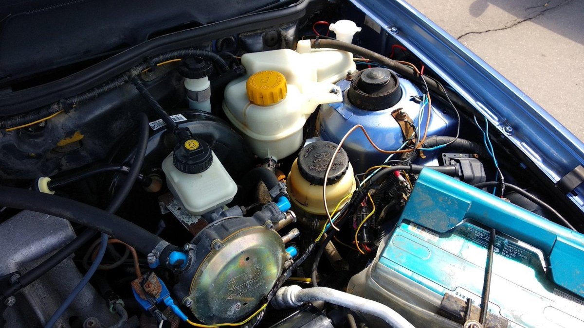 Дэу Нексия 2007 под капотом