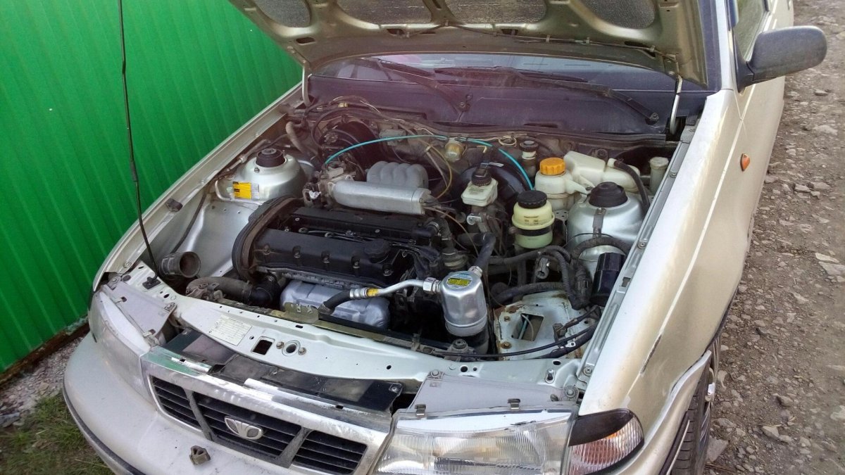 Подкапотка Нексия 8 клапанов