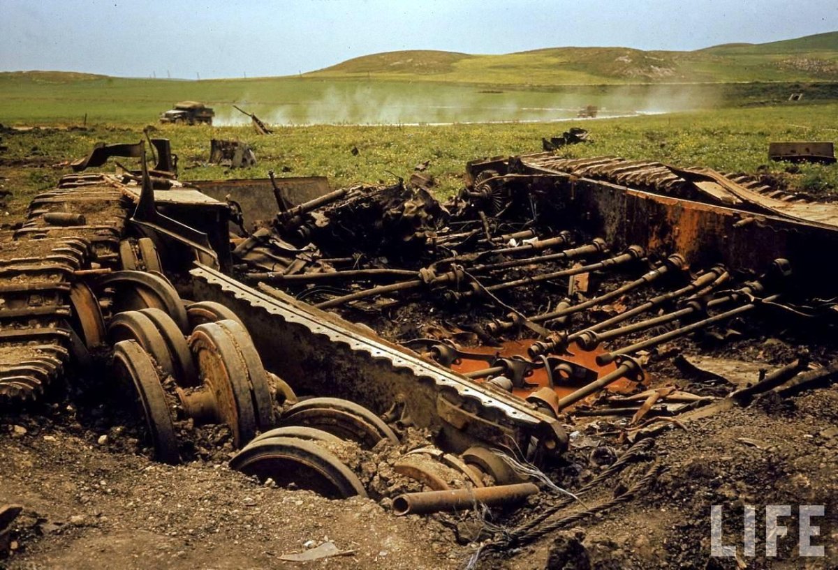 Подорванный танк тигр