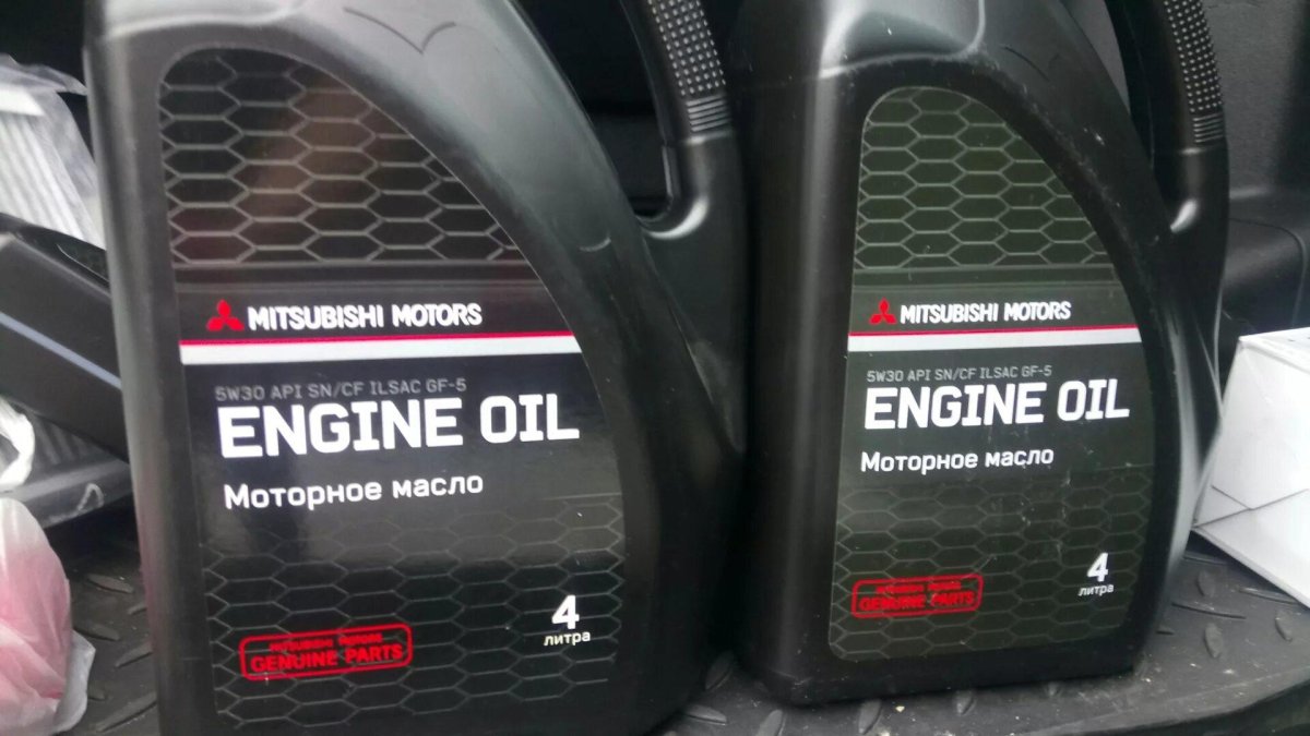 Масло моторное для Митсубиси Паджеро