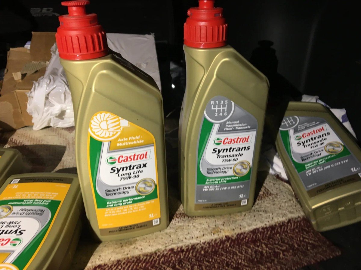 Mitsubishi Pajero 2008 г масло в раздатку