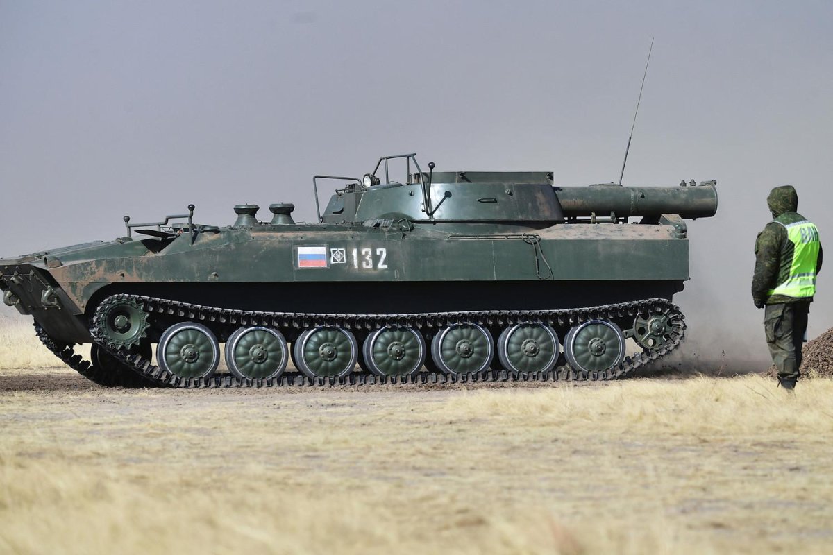 Самоходная реактивная установка разминирования ур-77