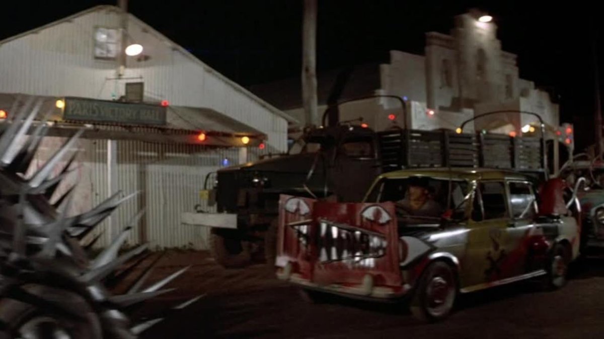 Автомобили которые съели Париж фильм 1974