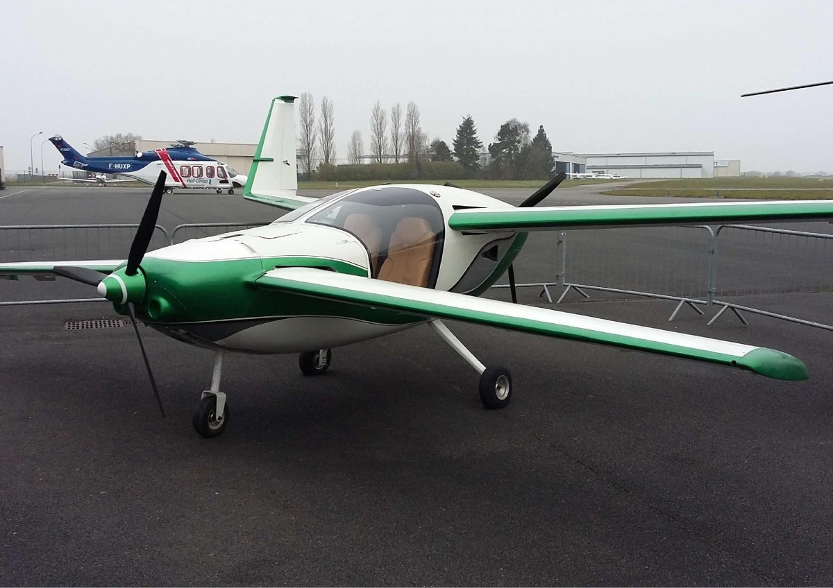 Тандем самолет