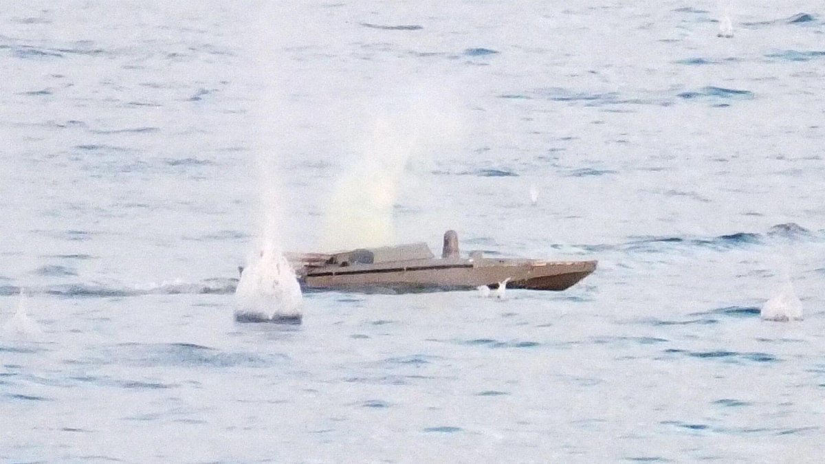 Атака дронов на базу Черноморского флота в Новороссийске