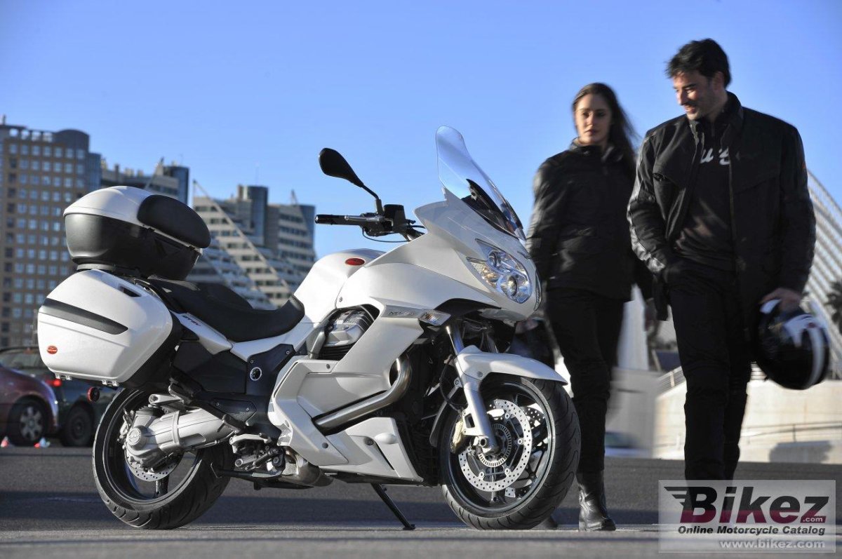 Moto Guzzi Norge gt8v и телки