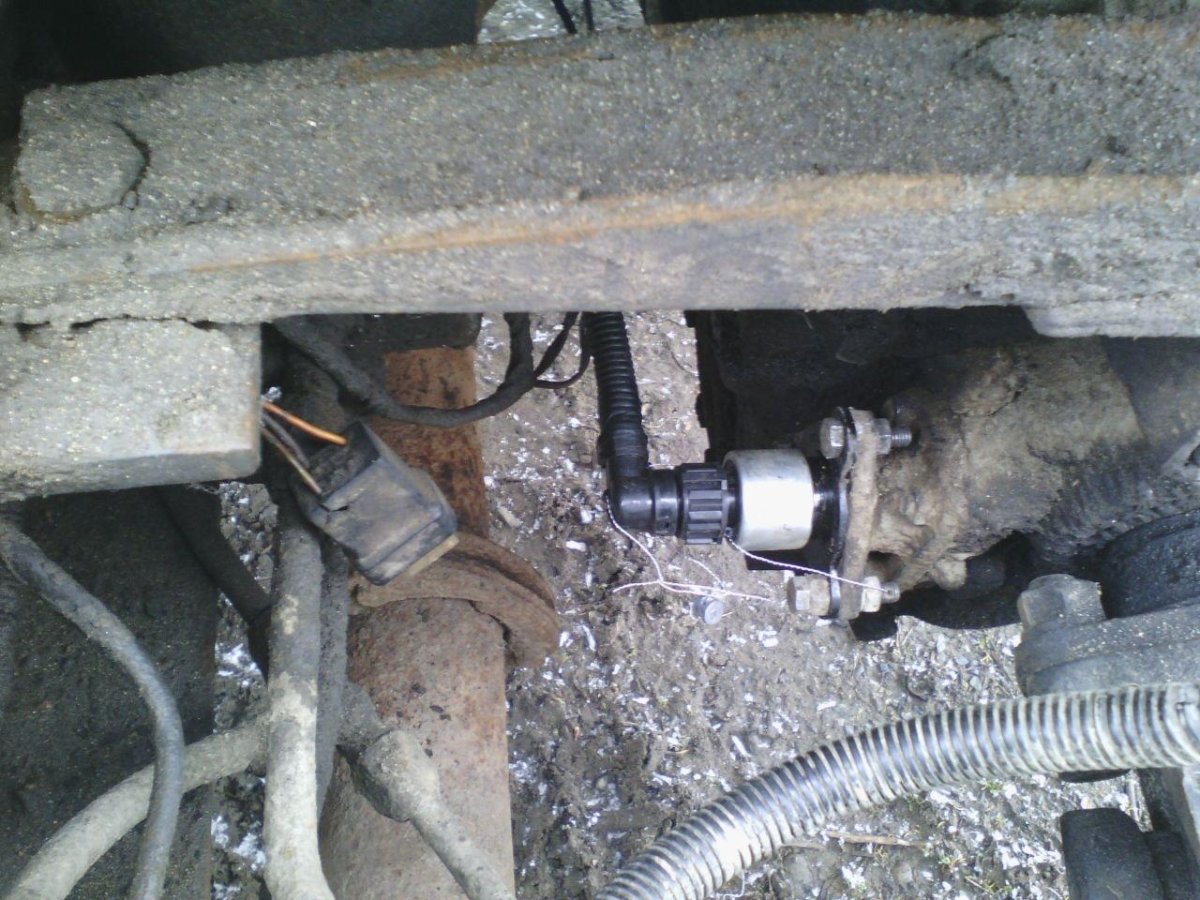 Датчик скорости КАМАЗ 43118