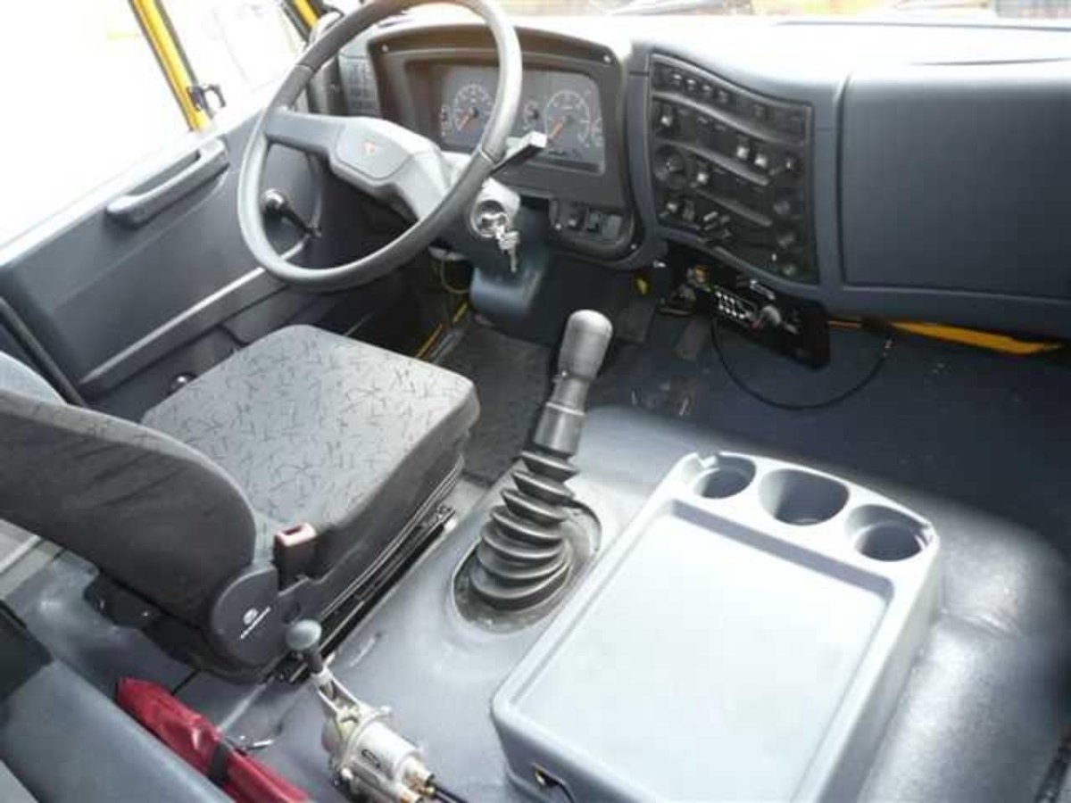 КАМАЗ-53605 салон в кабине