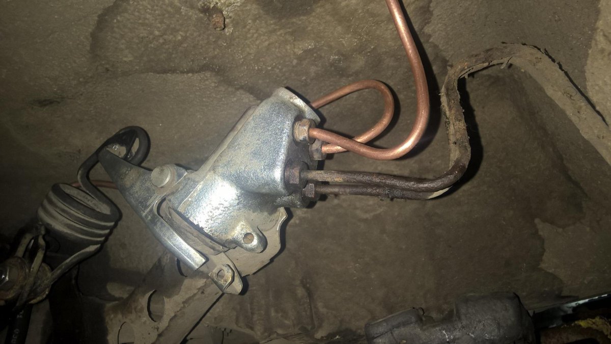 Ауди 80 б4 тормозная трубка