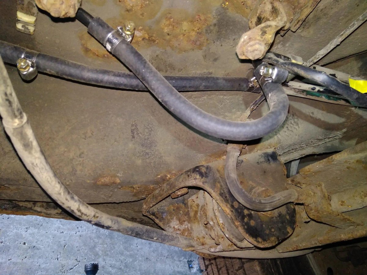 Топливная магистраль гольф 2