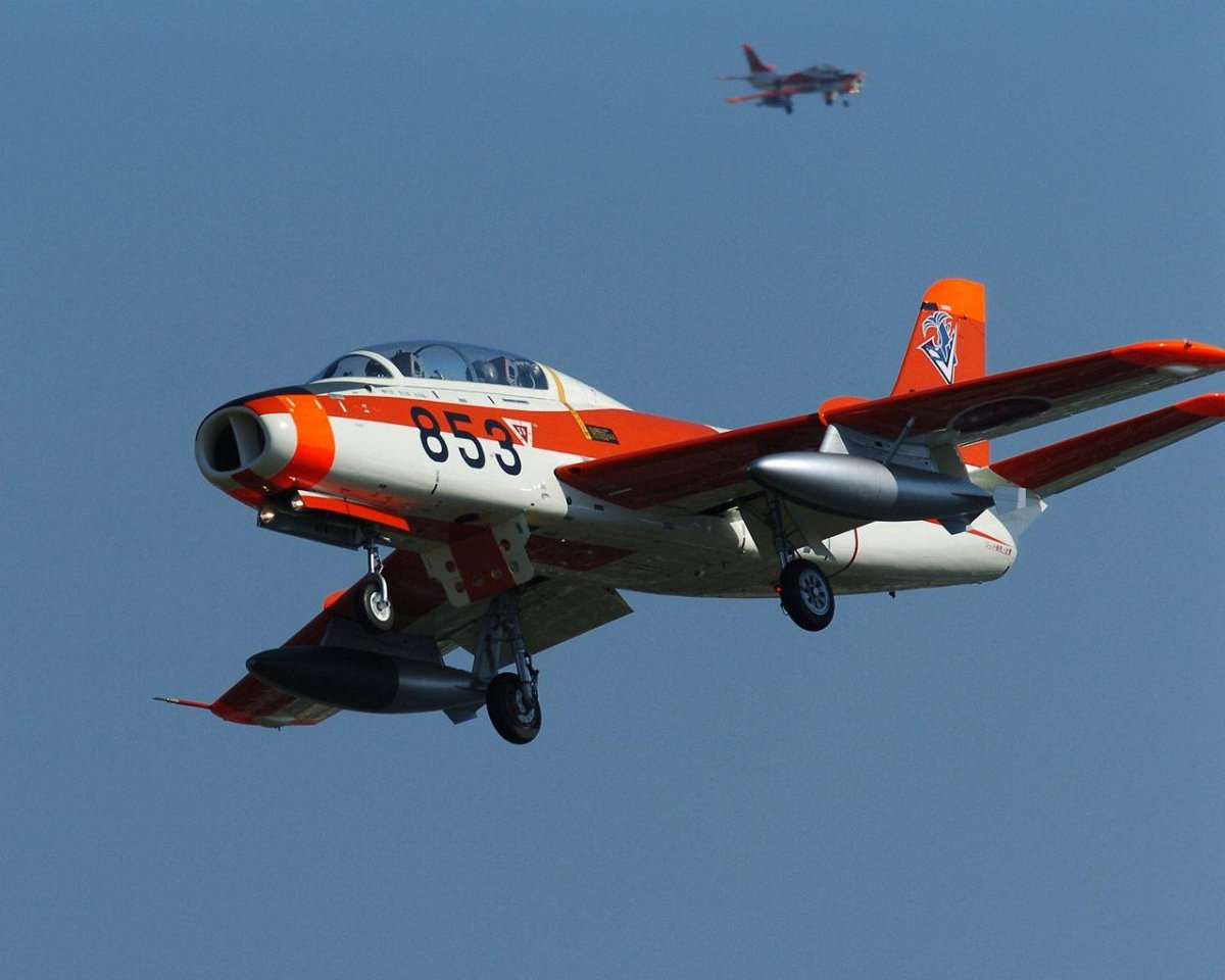 Fuji t-1 самолет