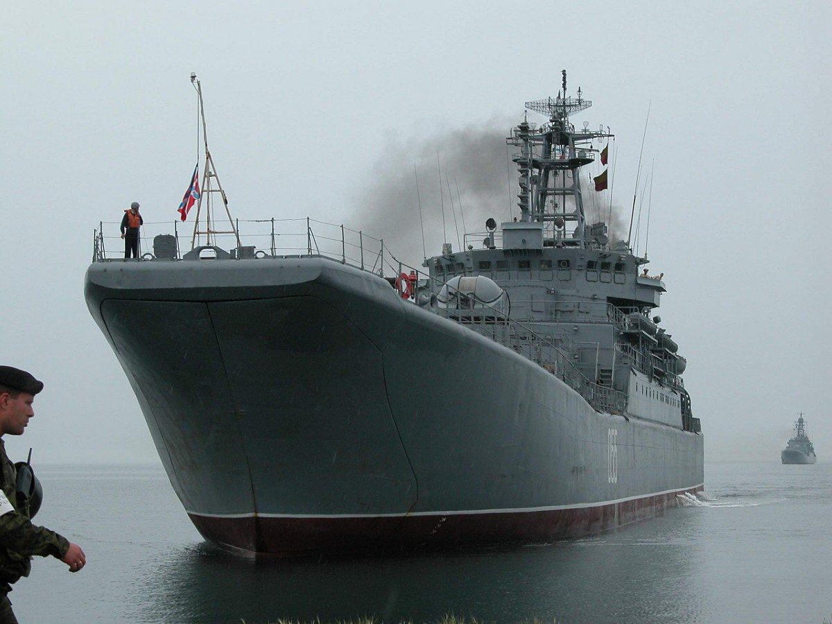 БДК Адмирал Невельской