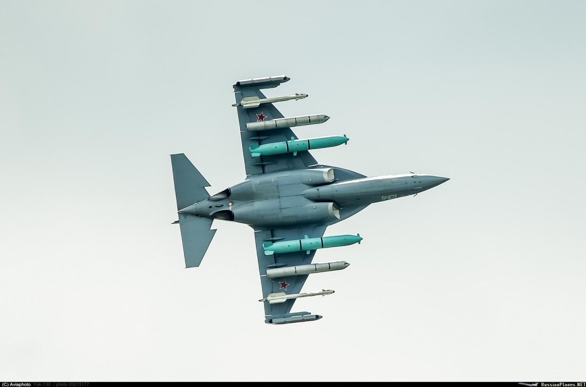 Як-130 вооружение