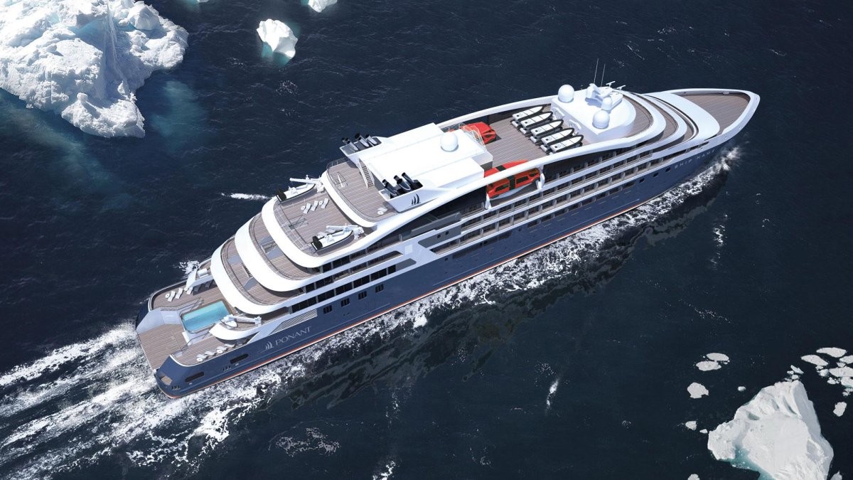 Мега-яхте le Champlain