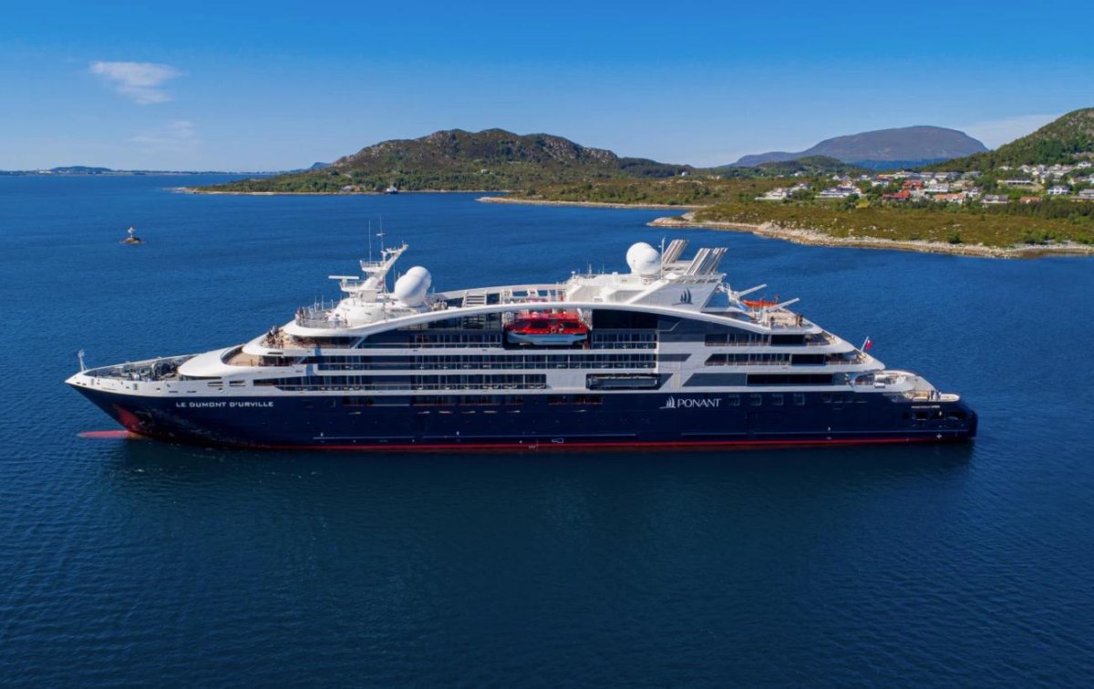Мега-яхта «le Bougainville»
