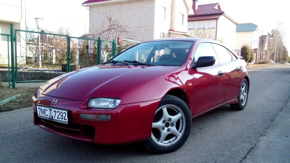 Mazda 323f
