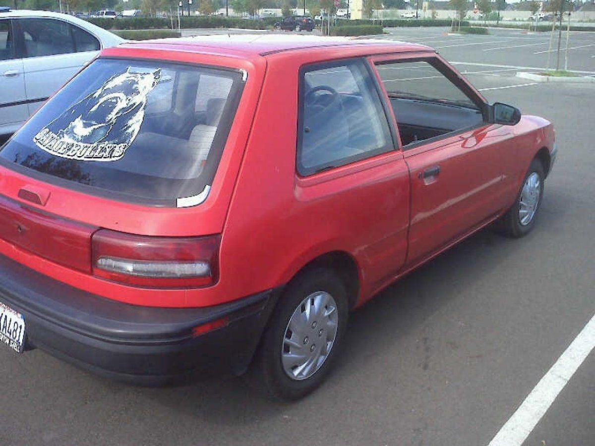 Mazda 323 1993