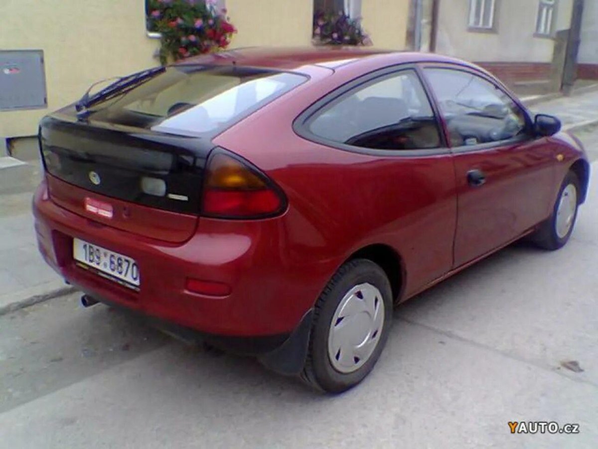 Мазда 323 купе