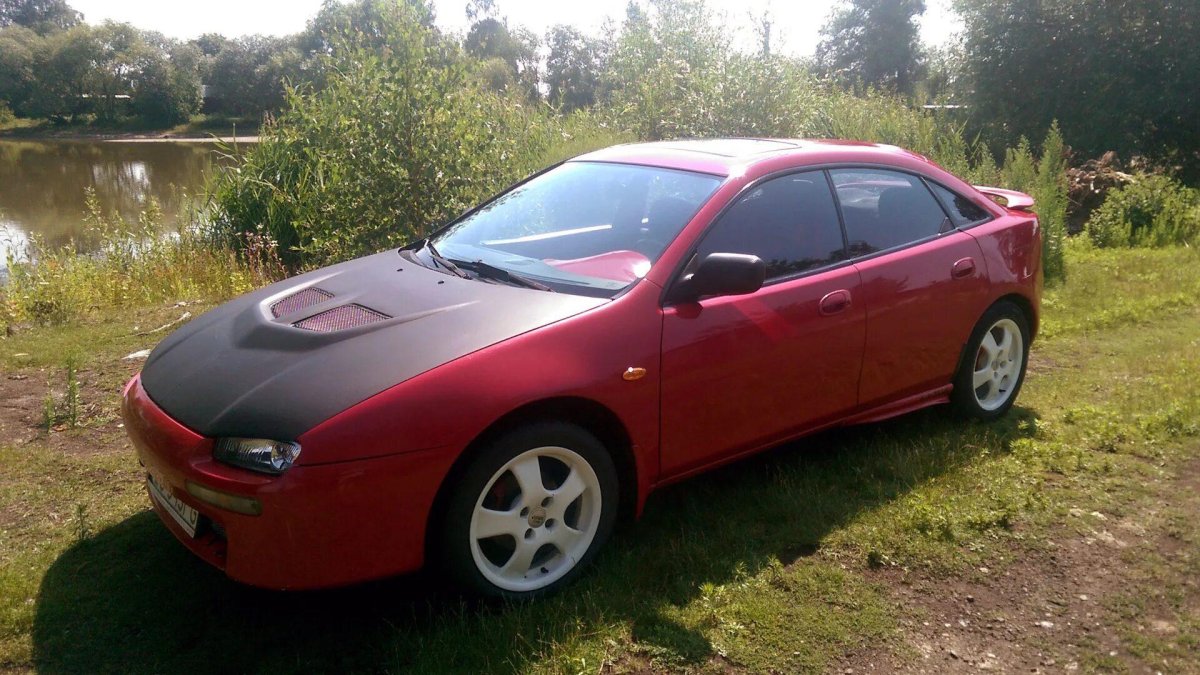 Мазда 323 f 1.5