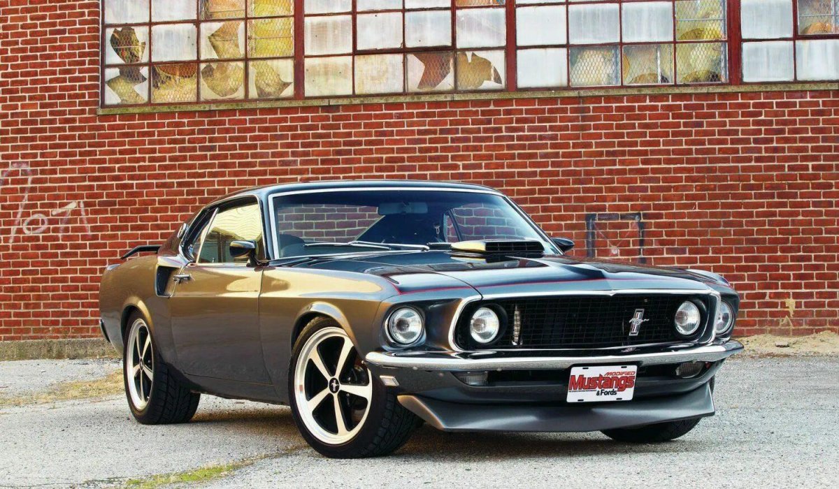 Форд Мустанг 69 года