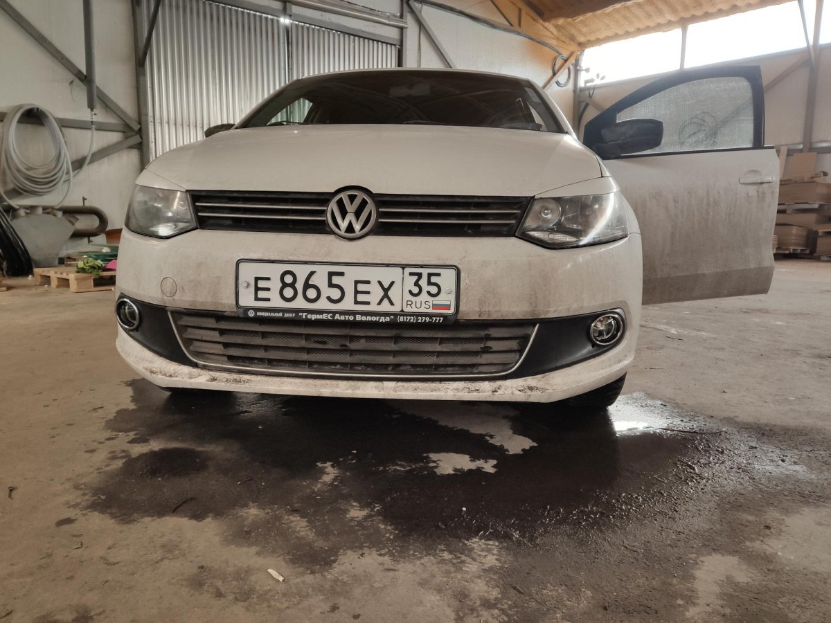 Volkswagen Polo sedan противотуманки