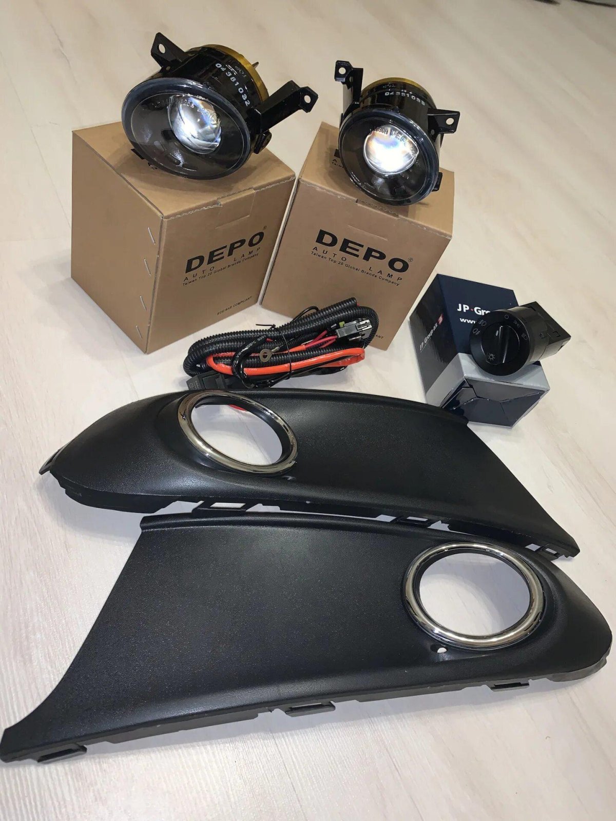 Линзованные ПТФ депо Polo sedan