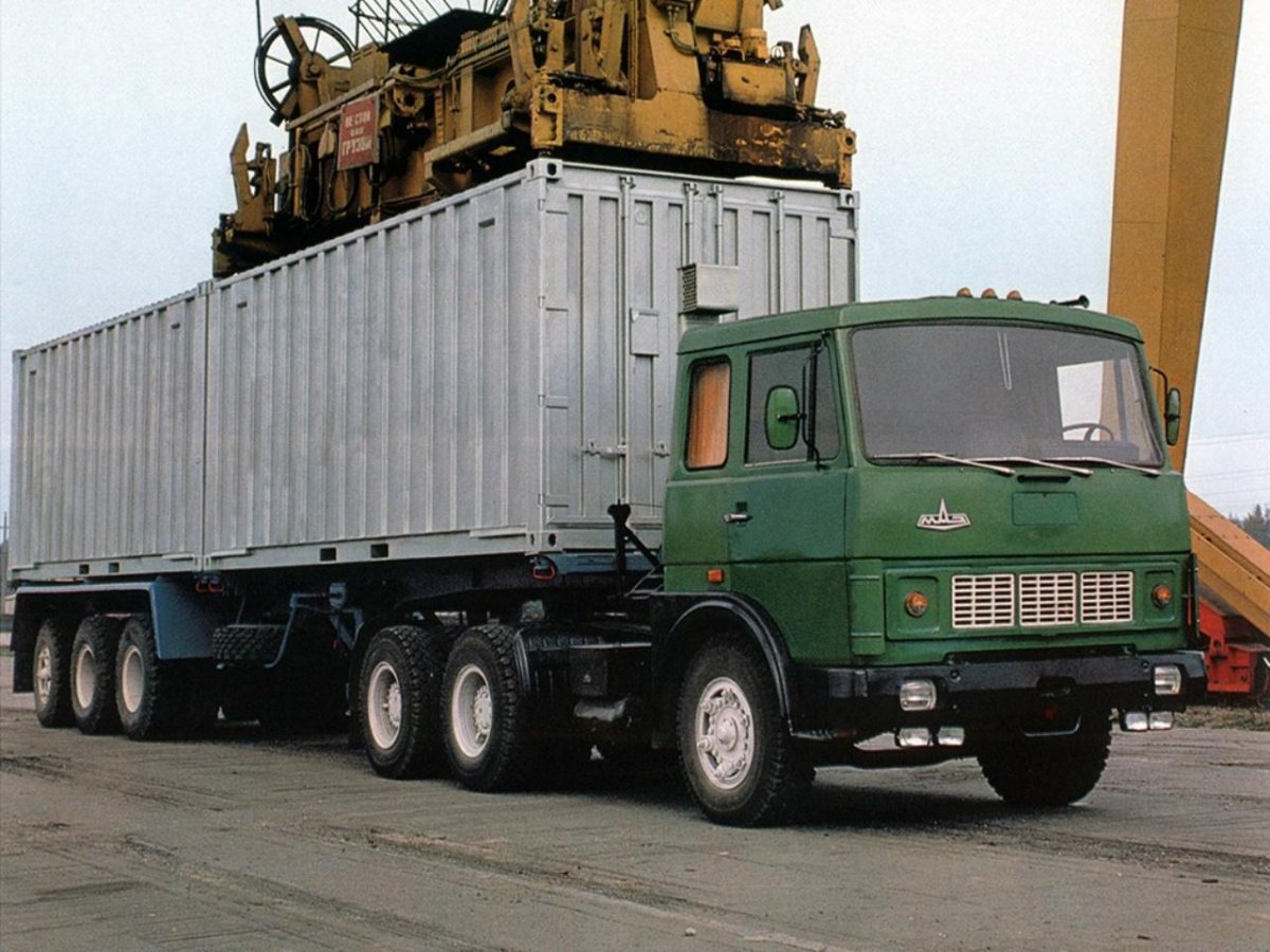 МАЗ 6422 бортовой