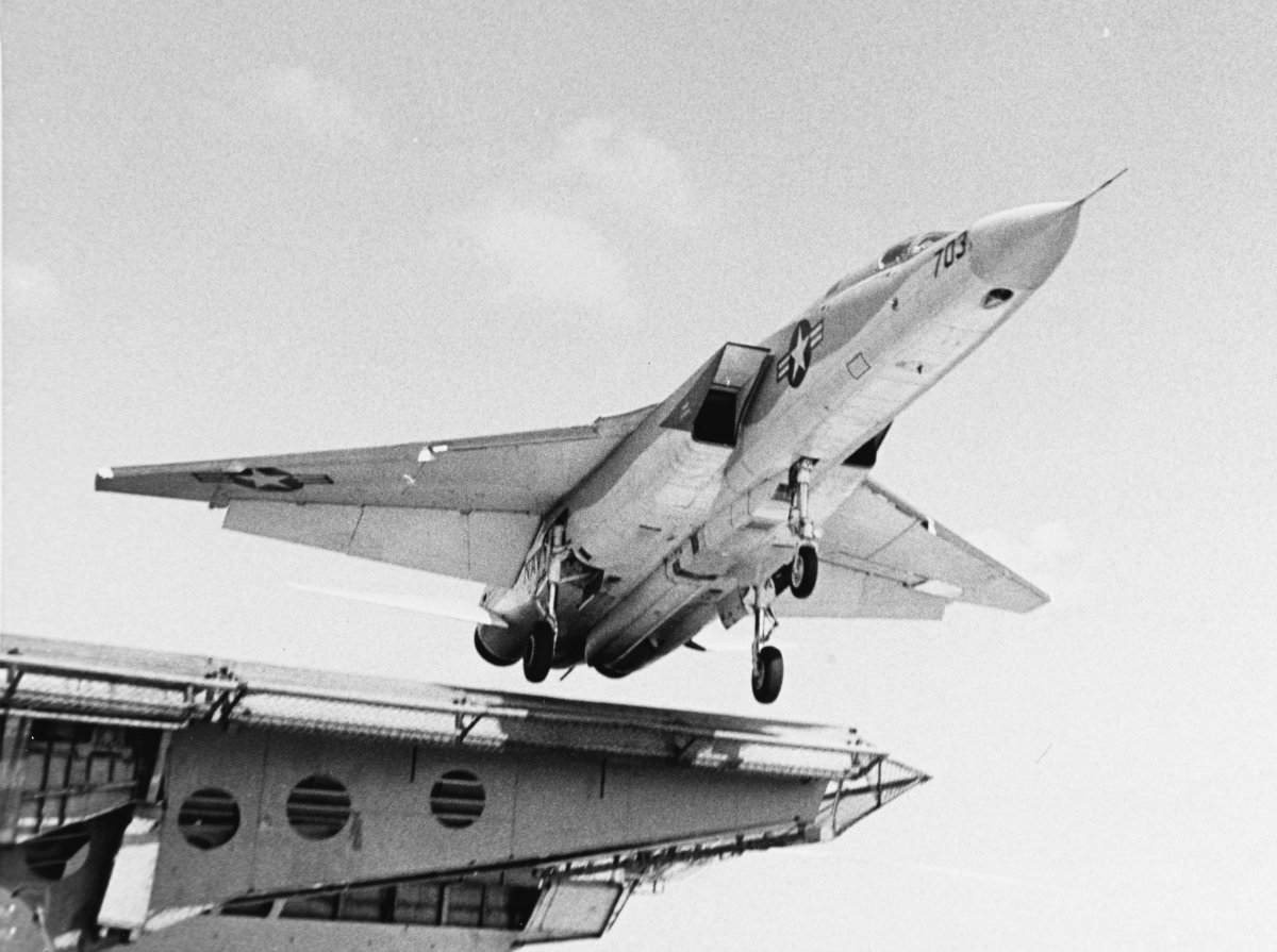 Виджилент самолет