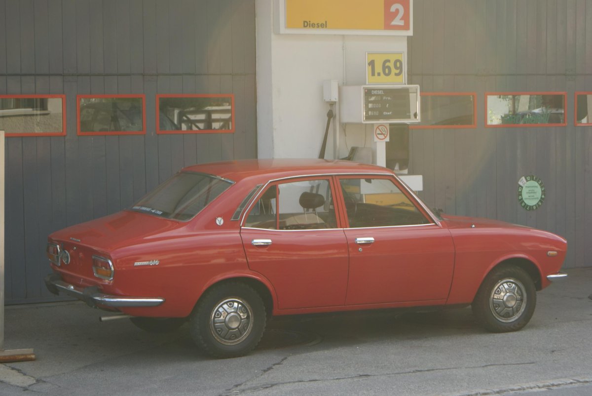 Мазда 616 купе