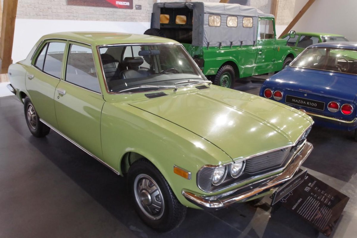 Mazda 616, 1972