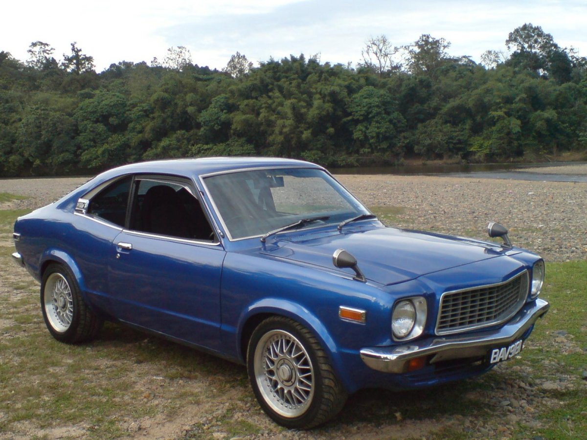 Mazda 818 Coupe