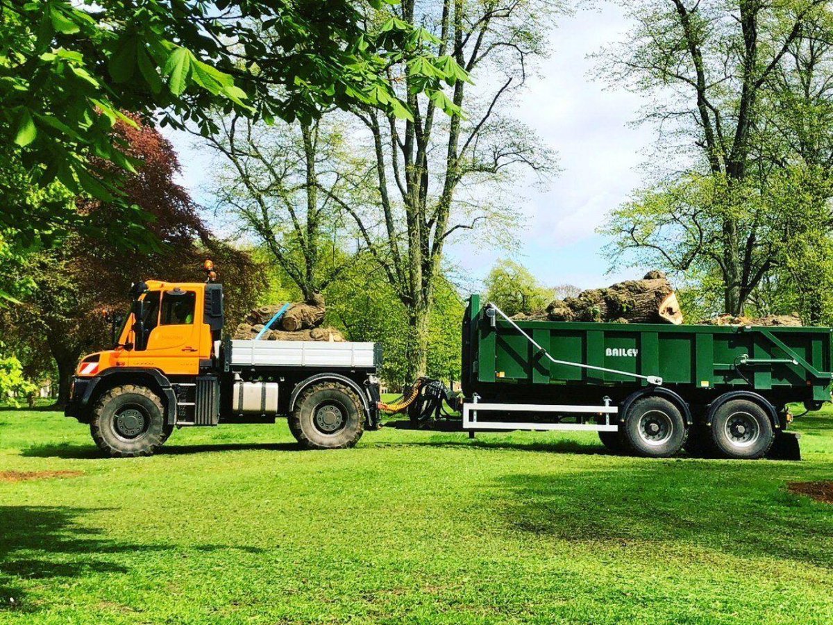 Unimog с прицепом