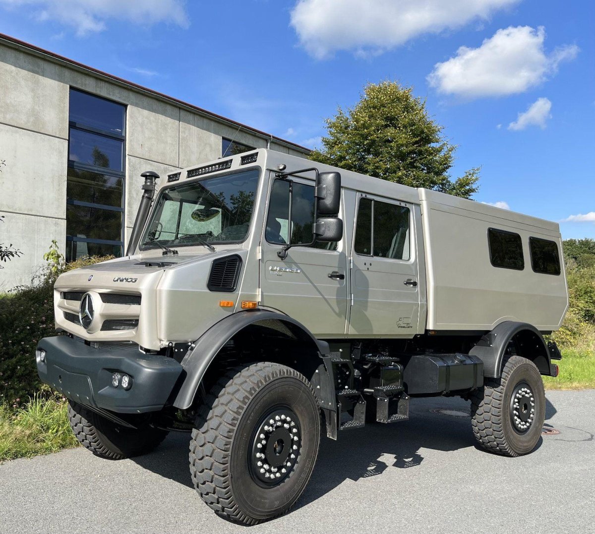 Mercedes Unimog 1300