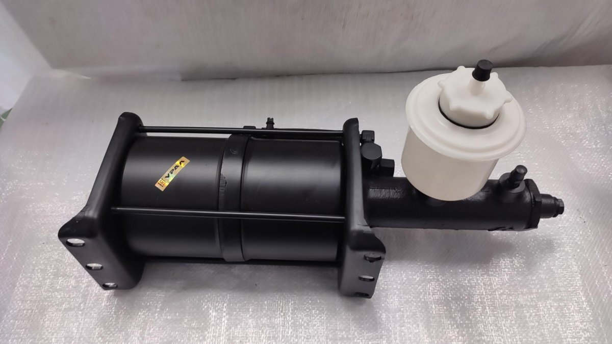 Пневмогидроусилитель 4320-3510011