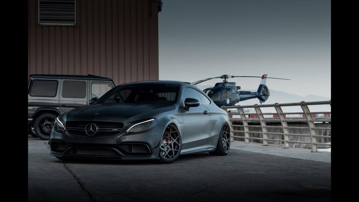 Мерседес АМГ C 63 S