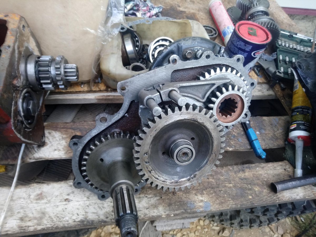 Косозубая раздатка на УАЗ 469