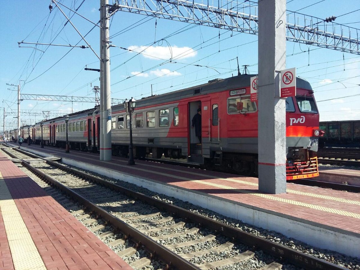 Электропоезд Белово Новокузнецк