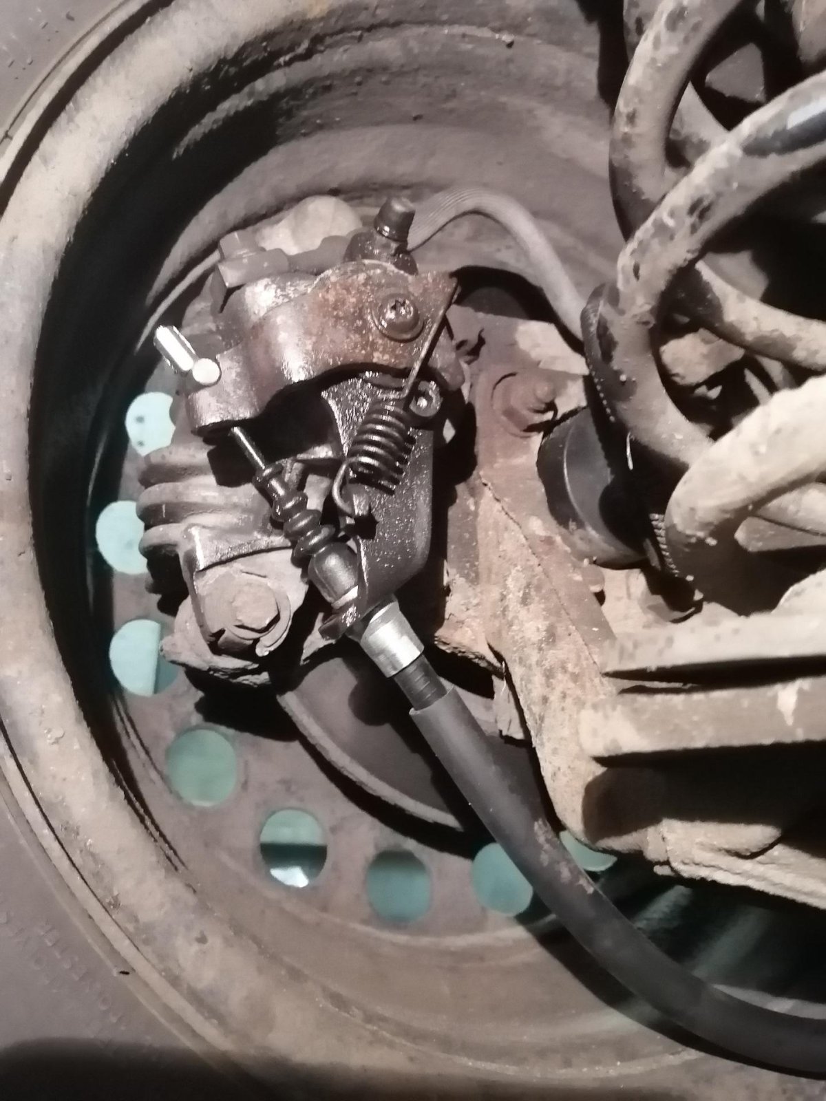 Трос ручника Калина спорт дисковые тормоза