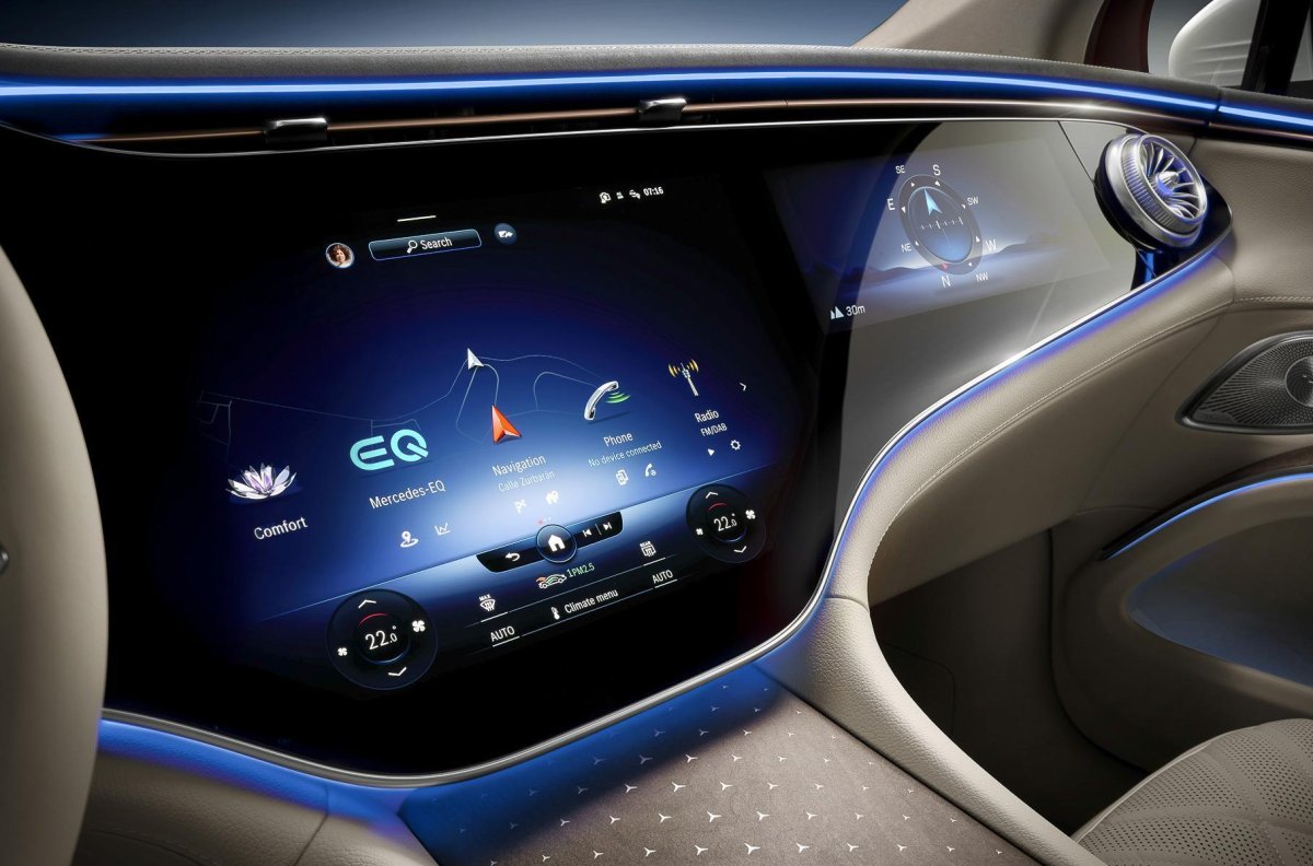 Mercedes Benz EQS SUV 2023