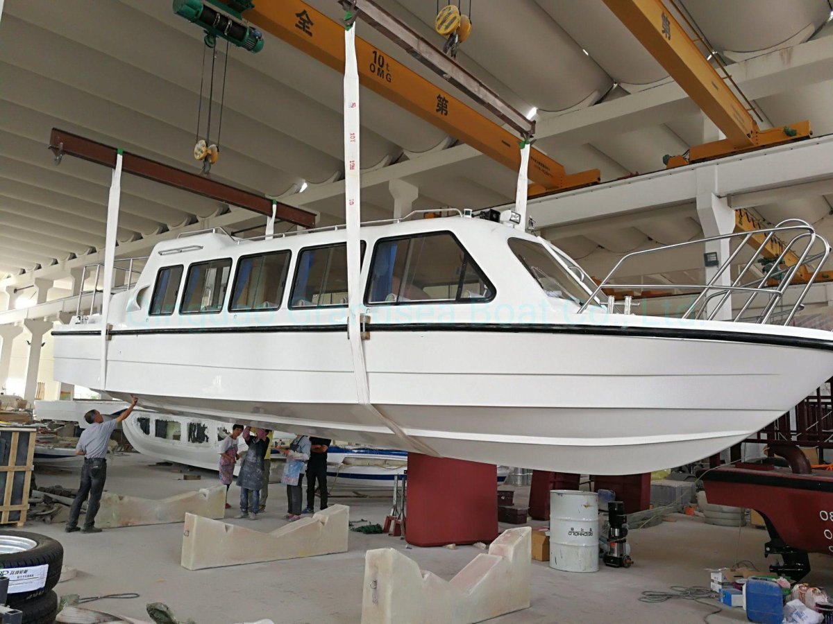 Катер пассажирский 12 мест