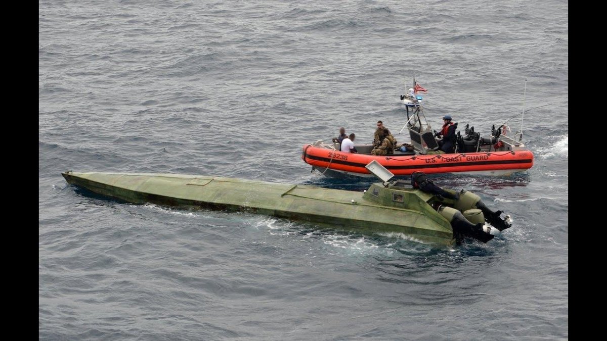 Полупогружная лодка