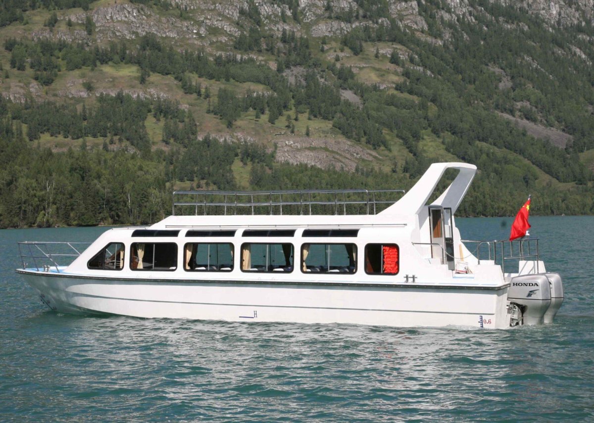 Катер пассажирский Phaeton