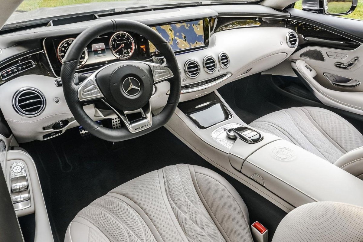 S63 AMG Coupe салон