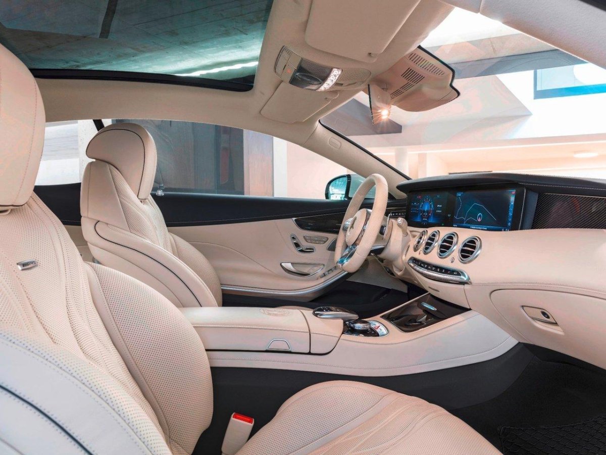 Mercedes s63 AMG Coupe салон