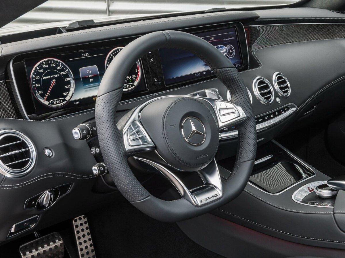Мерседес АМГ 63 S салон