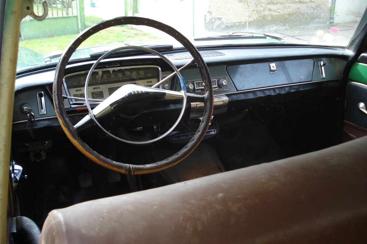 Fiat 2300 салон